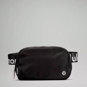 RARE Lululemon Everywhere Belt Bag with Logo Strap